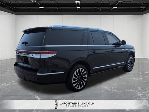 Certified 2023 Lincoln Navigator L Black Label image 5