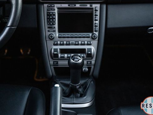 Used 2005 Porsche 911 Carrera image 36