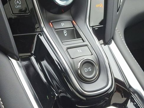 Certified 2025 Acura RDX SH-AWD w/ Technology Package image 16