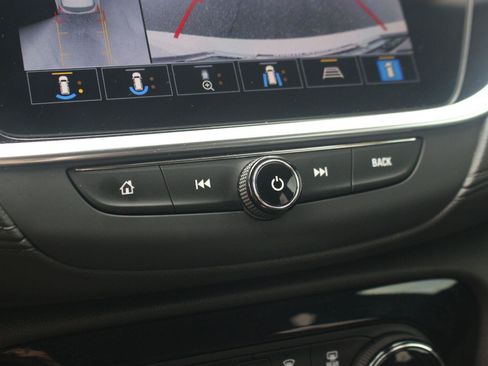 Used 2022 Buick Encore GX Essence w/ Advanced Technology Package FWD image 24