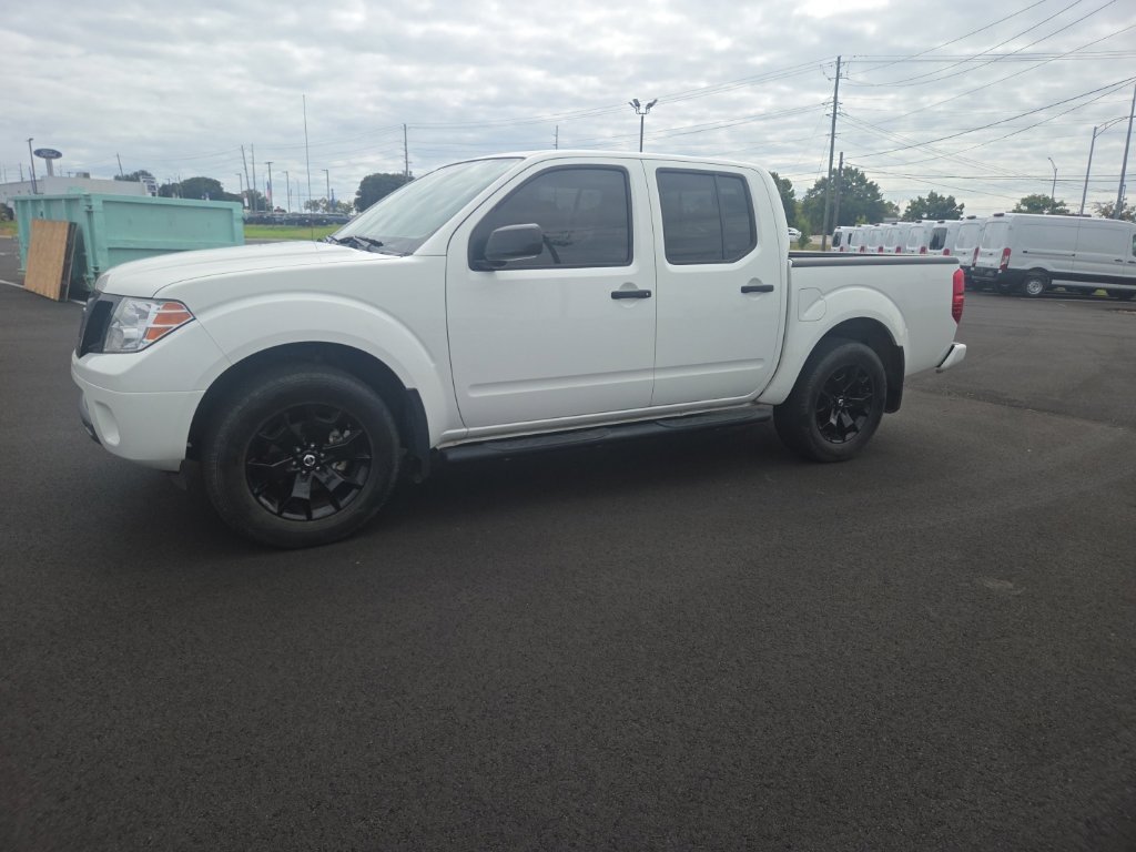 Used 2021 Nissan Frontier SV w/ Midnight Edition Floor Mats AWD/4WD image 6