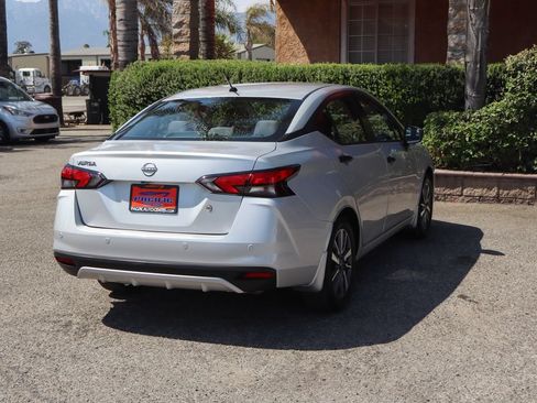 Used 2023 Nissan Versa S w/ S Plus Package FWD image 9