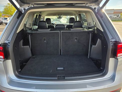 Used 2024 Volkswagen Atlas SE image 13