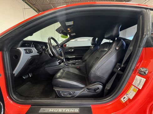 Used 2016 Ford Mustang GT Premium w/ Black Accent Package RWD image 11