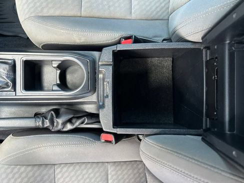 Used 2020 Toyota Tacoma SR AWD/4WD image 27