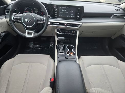 Used 2021 Kia K5 LXS FWD image 11