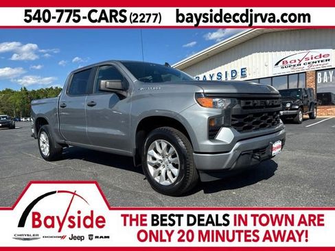 Used 2023 Chevrolet Silverado 1500 Custom AWD/4WD image 1