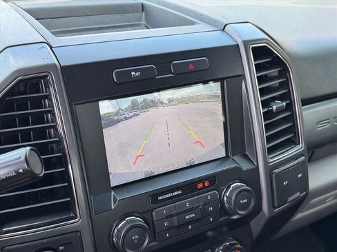 Used 2019 Ford F250 XLT AWD/4WD image 32