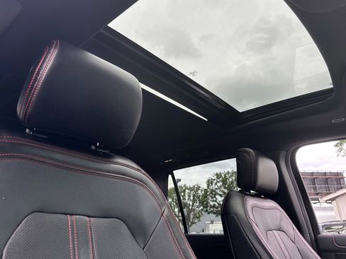 Used 2019 Ford Expedition Limited w/ Equipment Group 303A image 25