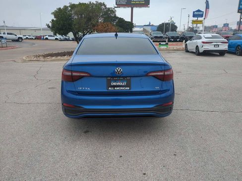 Used 2022 Volkswagen Jetta SE image 7