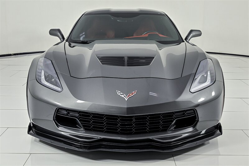 Used 2015 Chevrolet Corvette Z06 w/ 2LZ Preferred Equipment Group RWD image 4