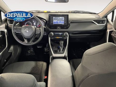Used 2022 Toyota RAV4 XLE AWD/4WD image 13