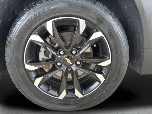 Used 2021 Chevrolet TrailBlazer LT w/ Convenience Package FWD image 21