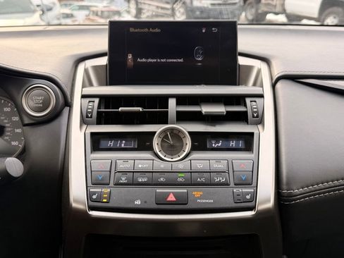 Used 2017 Lexus NX 200t 200t image 32