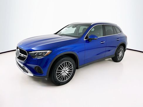 New 2026 Mercedes-Benz GLC 300 4MATIC image 3