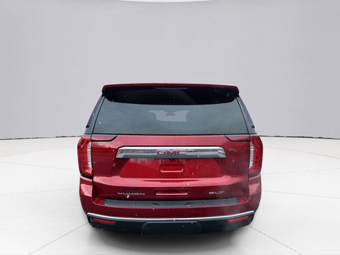 Used 2022 GMC Yukon SLT w/ SLT Luxury Package AWD/4WD image 9