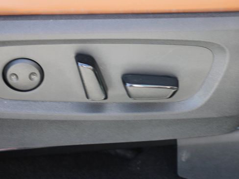 Used 2023 Nissan Pathfinder Platinum image 23