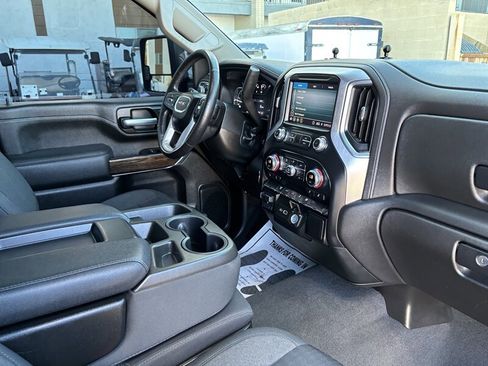 Used 2022 GMC Sierra 2500 SLE w/ SLE Convenience Package image 38
