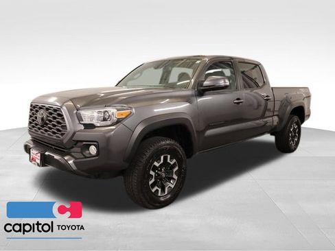 Certified 2022 Toyota Tacoma TRD Off-Road AWD/4WD image 6