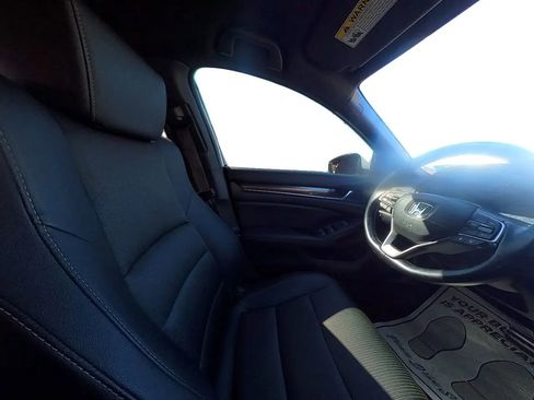 Used 2020 Honda Accord Sport image 26