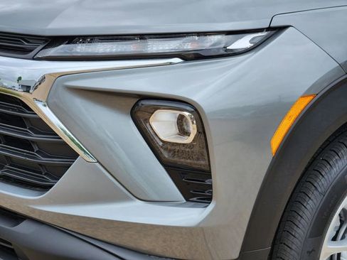 New 2026 Chevrolet TrailBlazer LS w/ LS Convenience Package FWD image 6