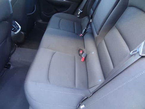 Used 2024 Chevrolet Malibu LT FWD image 7