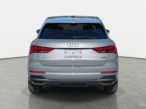 New 2025 Audi Q3 2.0T Premium image 6