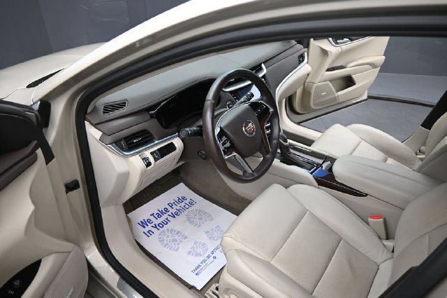 Used 2015 Cadillac XTS FWD image 17