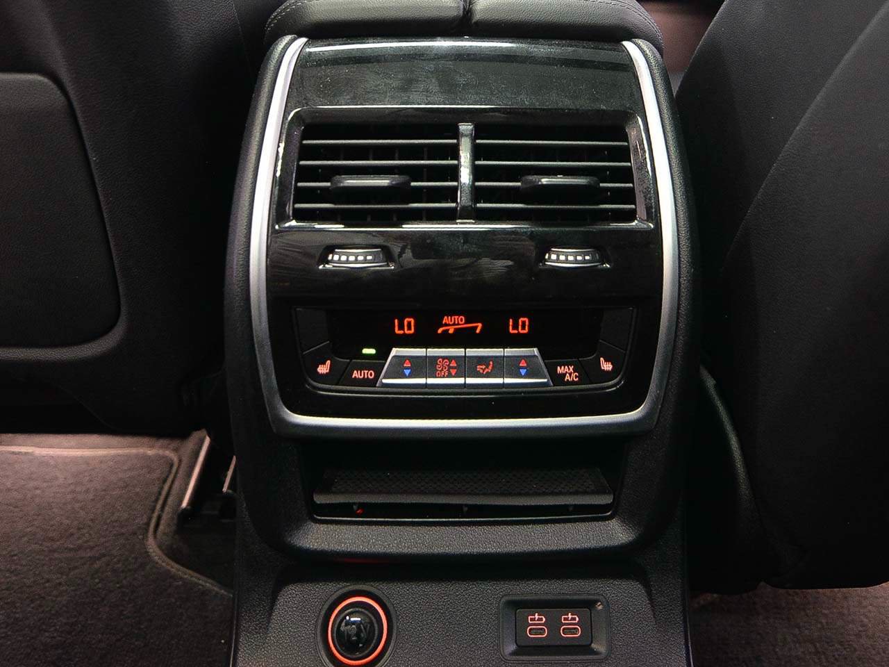 Used 2023 BMW X7 xDrive40i w/ Executive Package AWD/4WD image 10