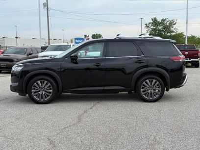 Used 2022 Nissan Pathfinder SL w/ SL Premium Package