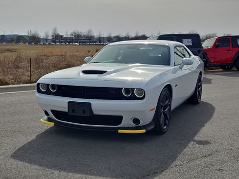 Used 2023 Dodge Challenger R/T w/ Blacktop Package image 1