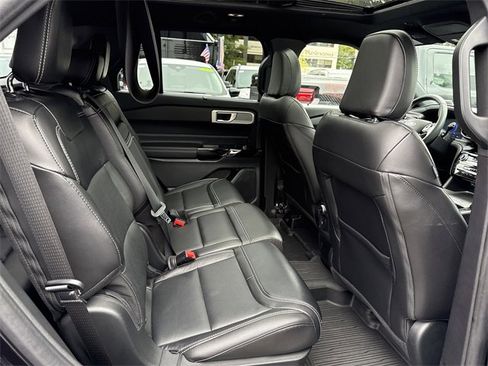 Used 2022 Ford Explorer ST w/ Equipment Group 401A image 31