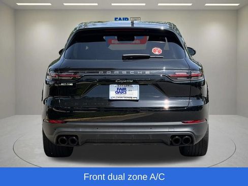 Used 2023 Porsche Cayenne Platinum Edition AWD/4WD image 8