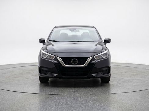 Used 2025 Nissan Versa SV w/ Trunk Package FWD image 2