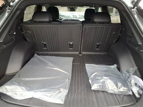 New 2026 Chevrolet Equinox EV LT image 16