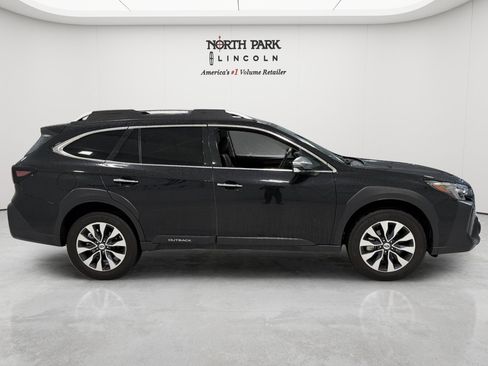 Used 2025 Subaru Outback Touring XT AWD/4WD image 6