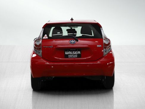 Used 2014 Toyota Prius C Three image 4