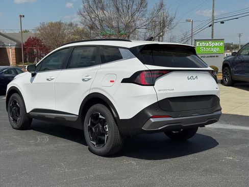 New 2026 Kia Sportage EX w/ EX Panorama Roof Package AWD/4WD image 5