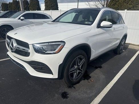 Certified 2022 Mercedes-Benz GLC 300 4MATIC image 1