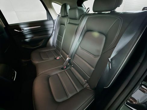 Used 2025 MAZDA CX-5 AWD 2.5 S w/ Preferred Package image 27