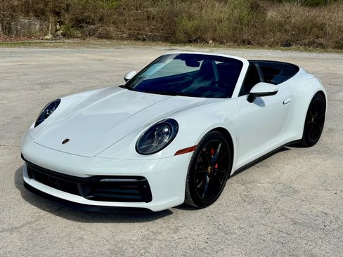 Used 2020 Porsche 911 Carrera 4S image 2