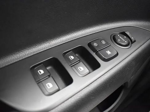 Used 2023 Kia Rio LX image 20