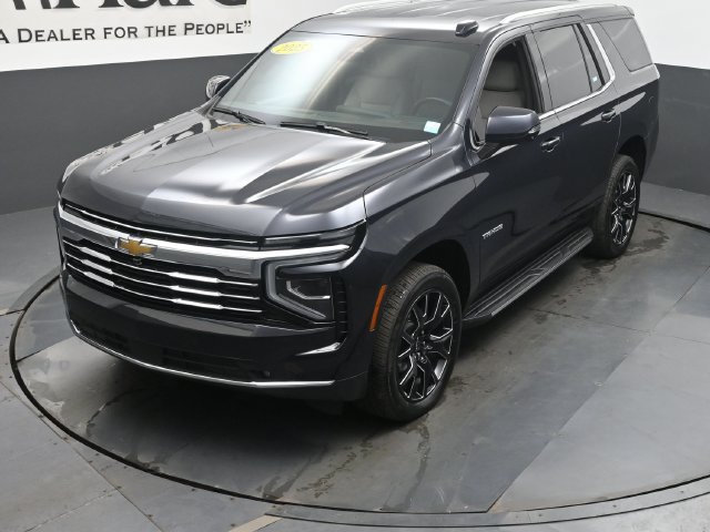 Used 2025 Chevrolet Tahoe LT w/ Comfort Package AWD/4WD image 50