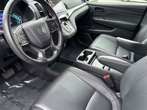 Certified 2024 Honda Odyssey Sport image 10