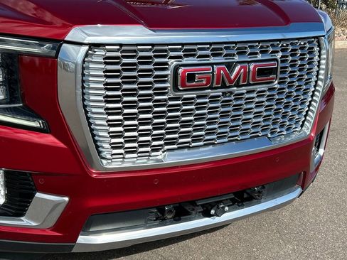 Used 2022 GMC Yukon Denali image 32
