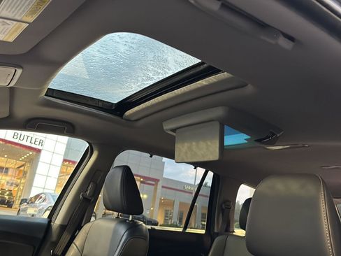 Used 2022 Honda Pilot Touring image 27