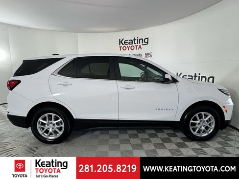 Used 2024 Chevrolet Equinox LT image 3