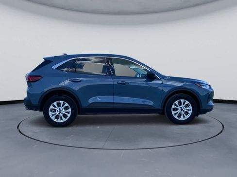 Used 2024 Ford Escape Active w/ Tech Pack #1 AWD/4WD image 4
