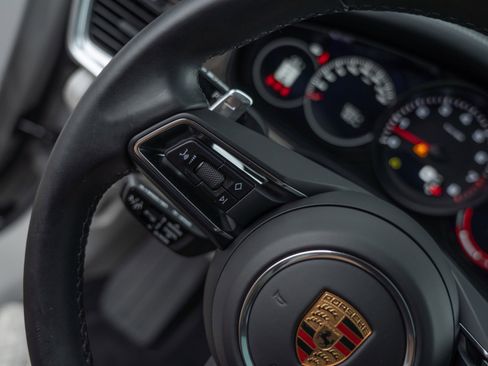 Used 2023 Porsche Panamera 4 Platinum Edition w/ Assistance Package image 44