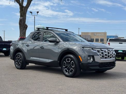 Used 2022 Hyundai Santa Cruz SEL w/ Activity Package image 2